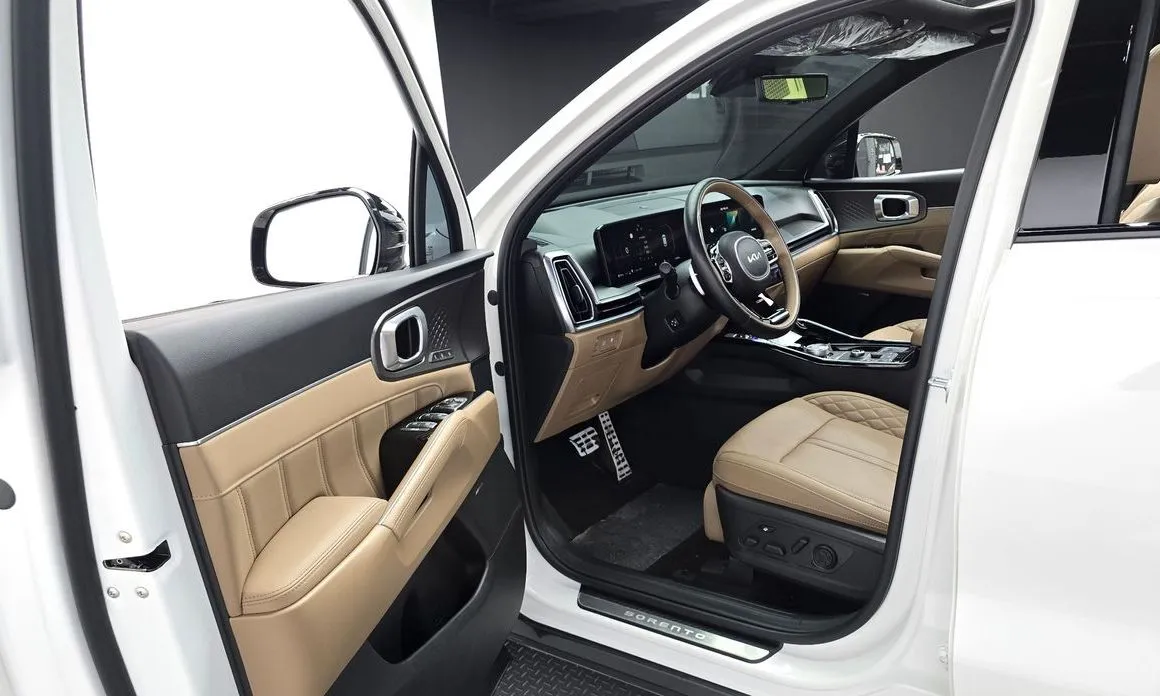 Kia Sorento — фото 8