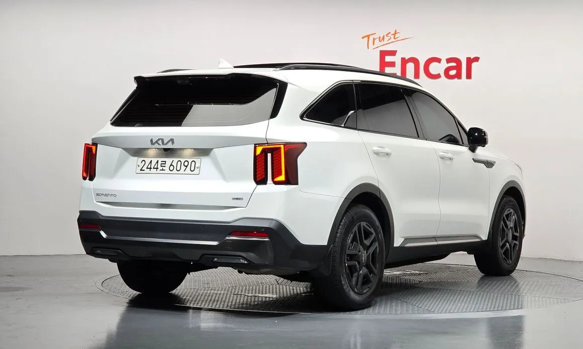 Kia Sorento — фото 4
