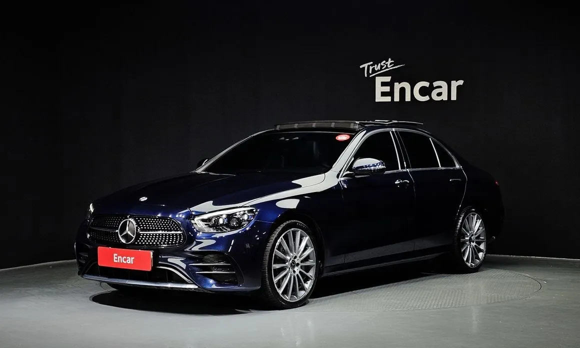 Mercedes-Benz E-Class — фото 1