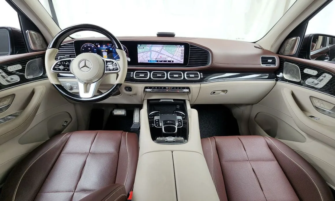 Mercedes-Benz GLS-Class — фото 8