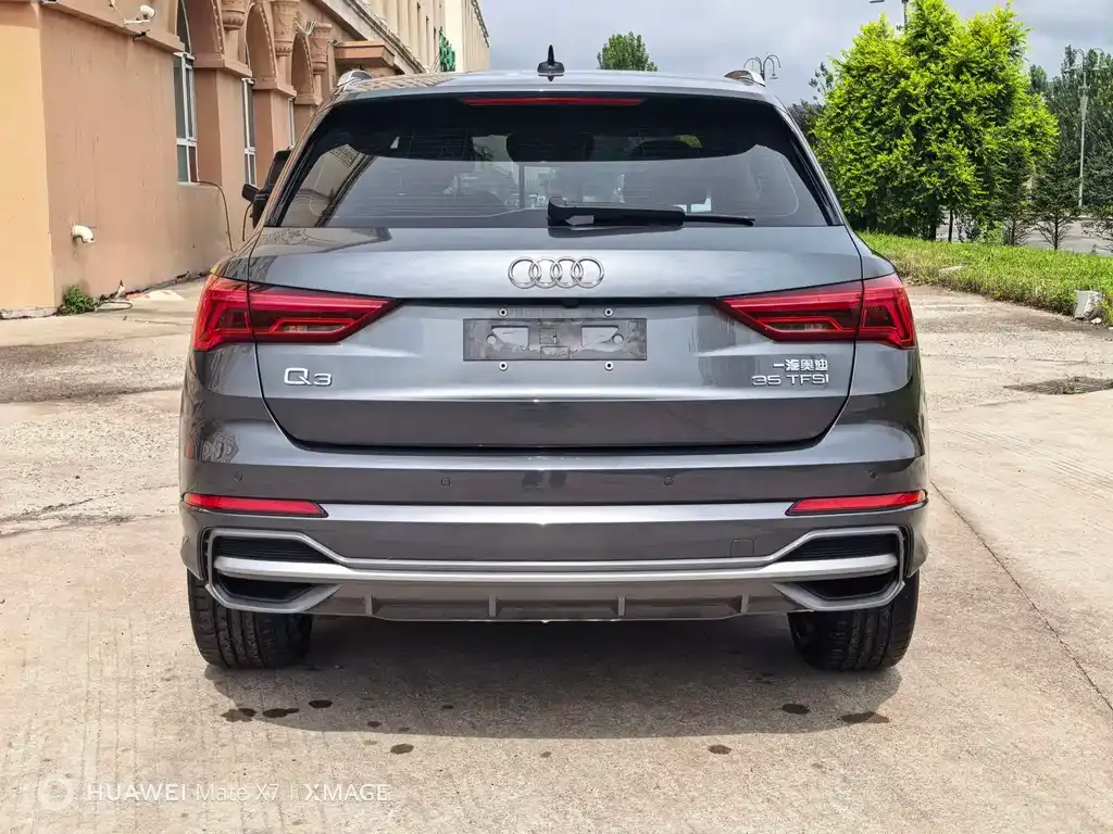 Audi Q3 — фото 6