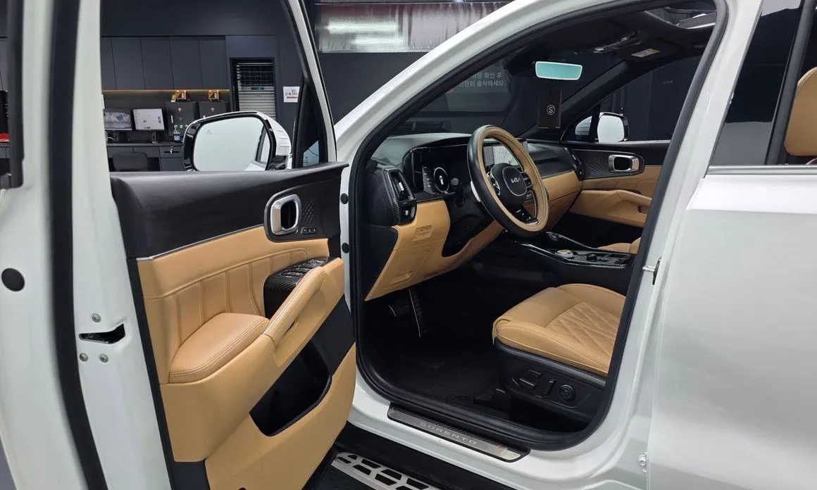 Kia Sorento — фото 6