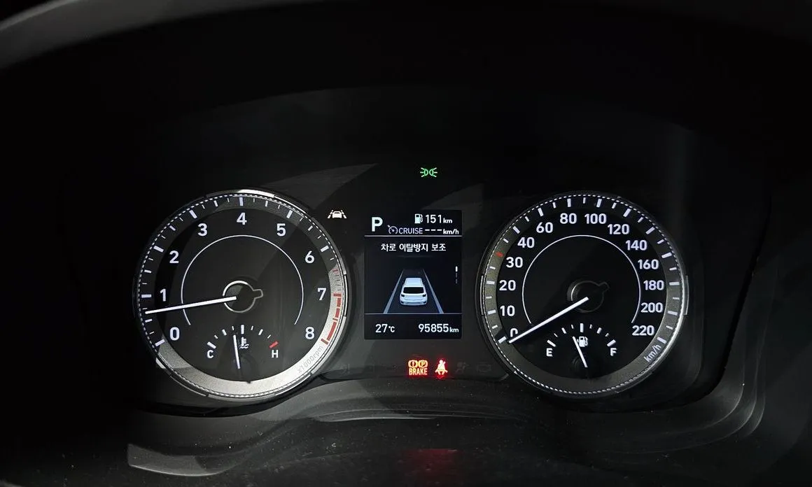 Hyundai Venue — фото 2