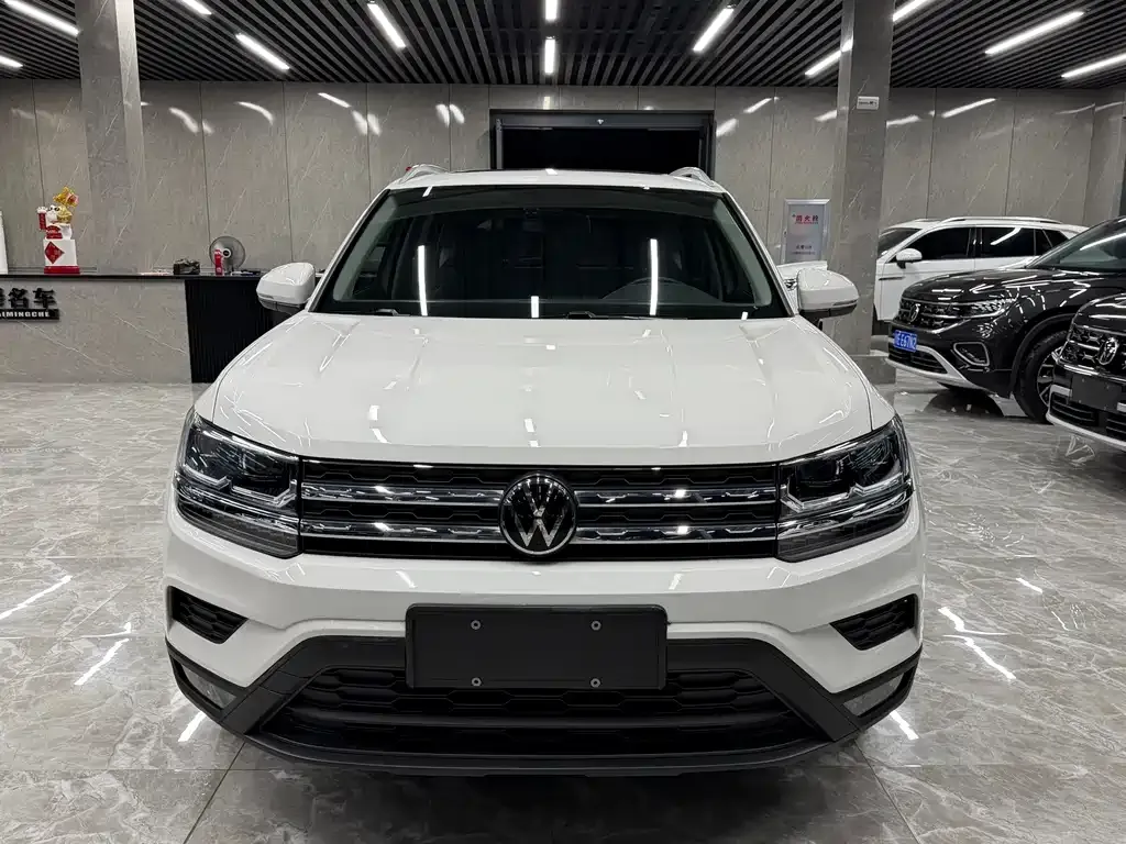 Volkswagen Tharu — фото 2