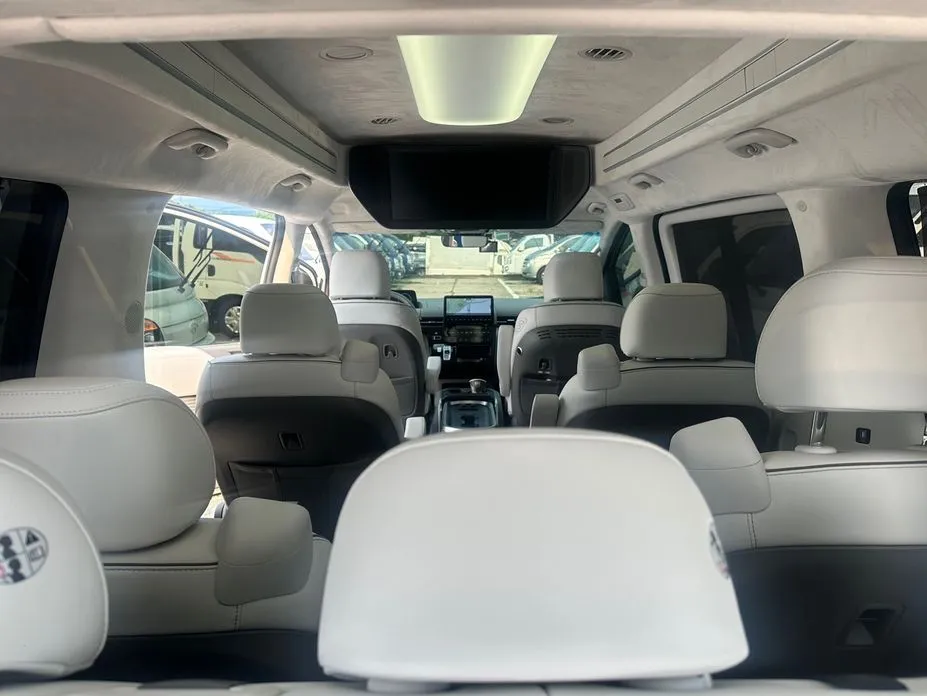 Hyundai Staria — фото 2