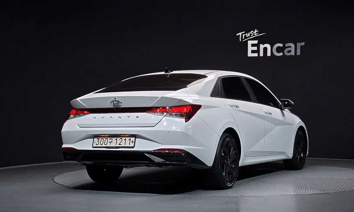 Hyundai AVANTE — фото 4