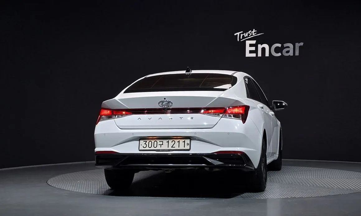 Hyundai AVANTE — фото 3