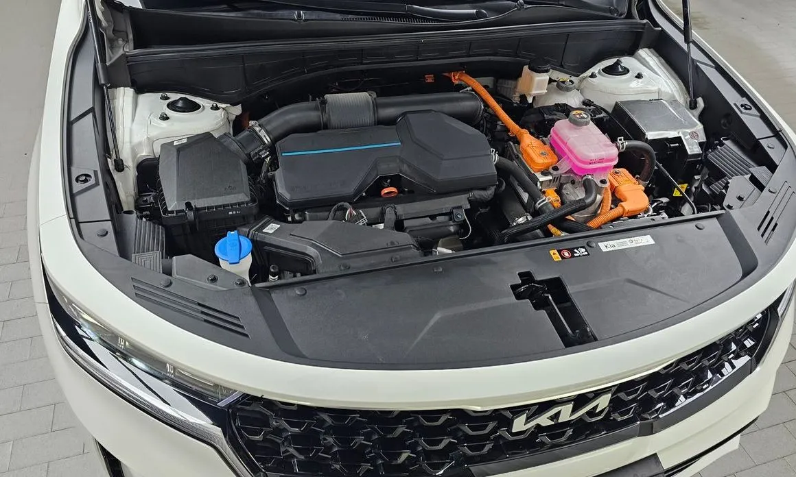 Kia Sorento — фото 6