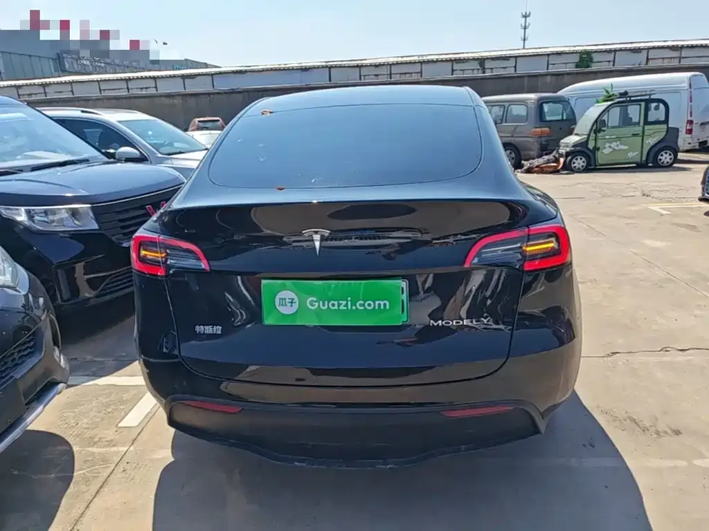 Tesla Model Y — фото 2