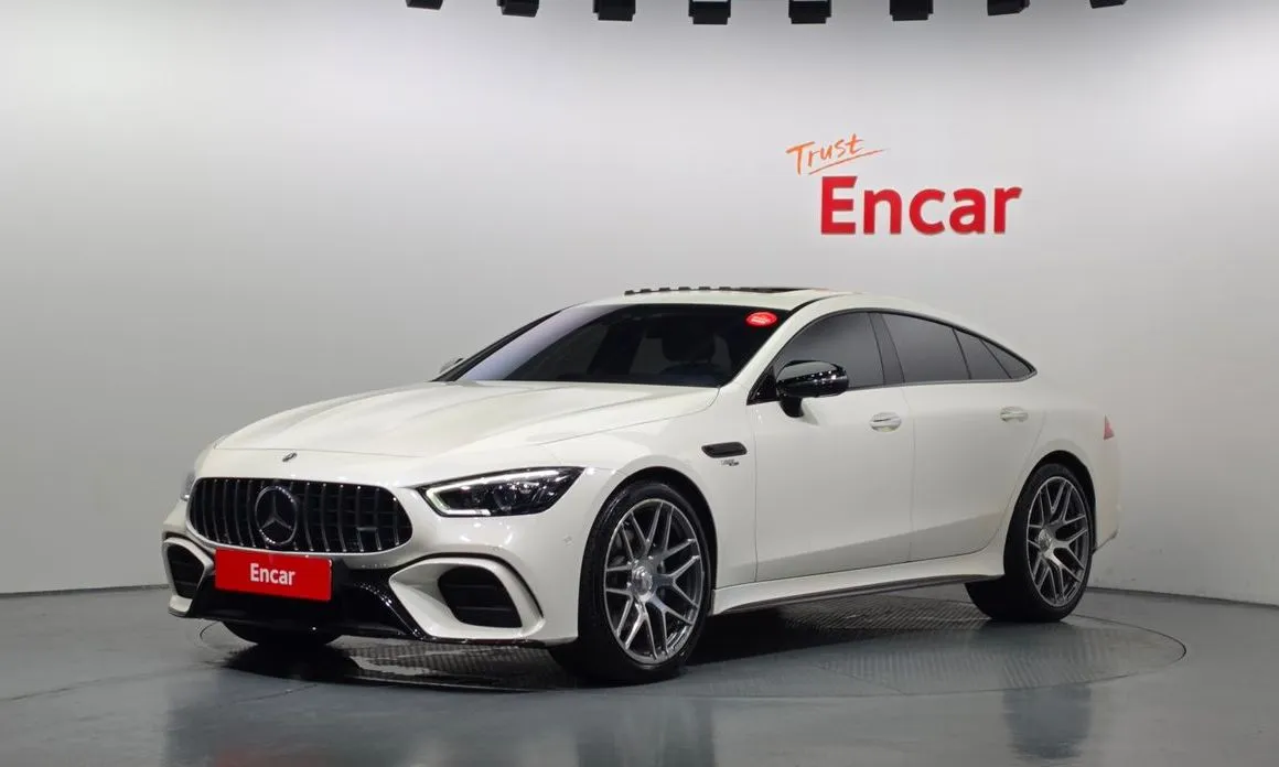 Mercedes-Benz AMG GT — фото 1