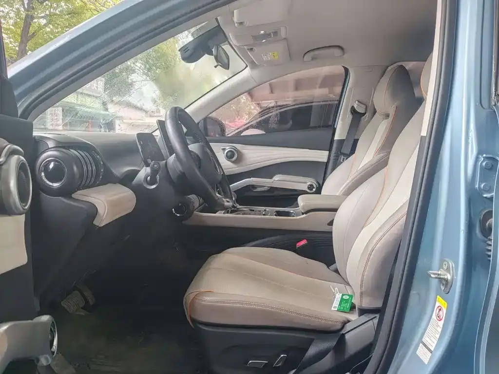 BYD Yuan Plus — фото 9