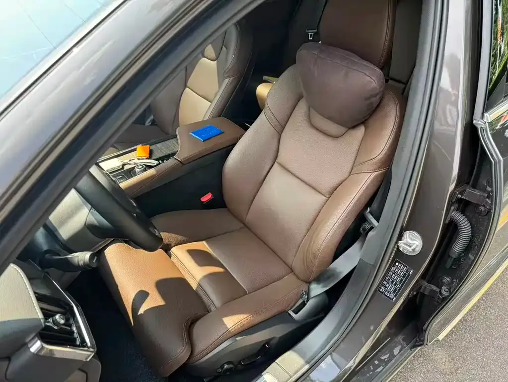 Volvo S90 — фото 2