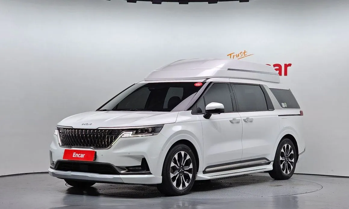 Kia Carnival — фото 1