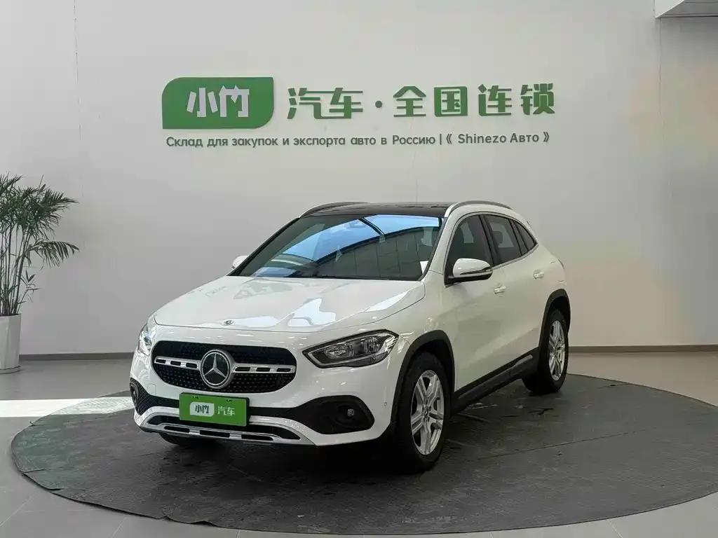 Mercedes-Benz GLA — фото 1