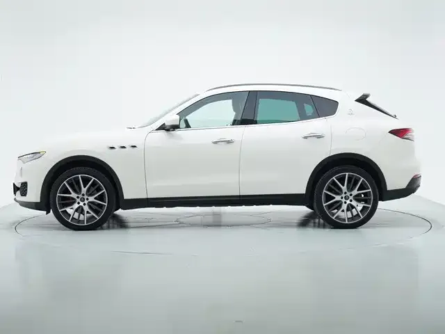 Maserati Levante — фото 4