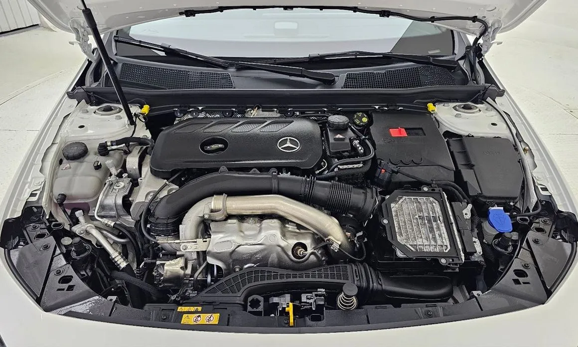 Mercedes-Benz A-Class — фото 10