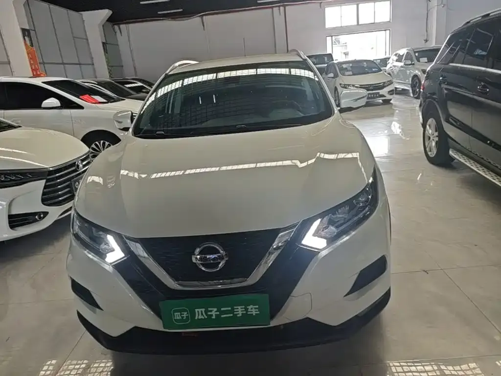 Nissan Qashqai — фото 2