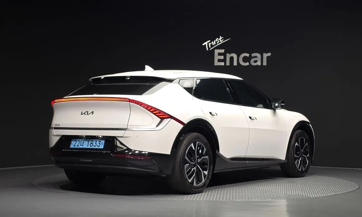 Kia EV6 — фото 2