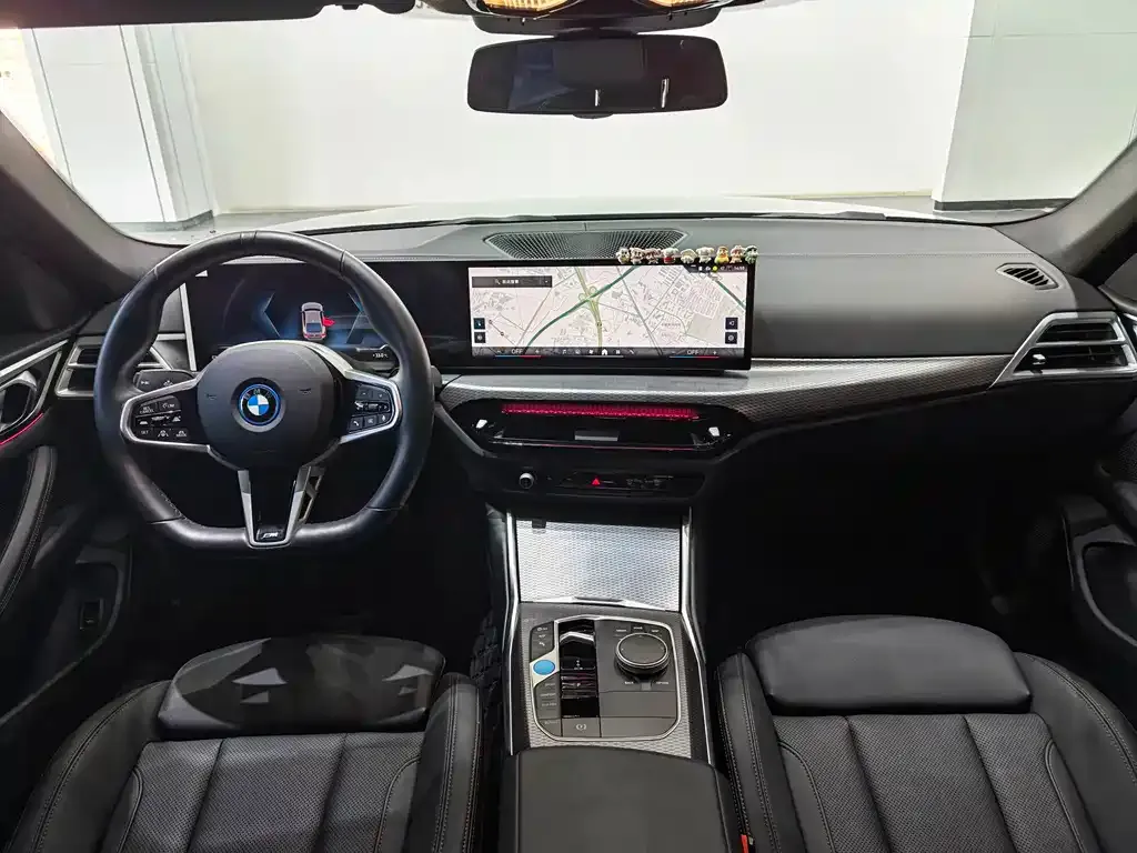BMW i4 — фото 7