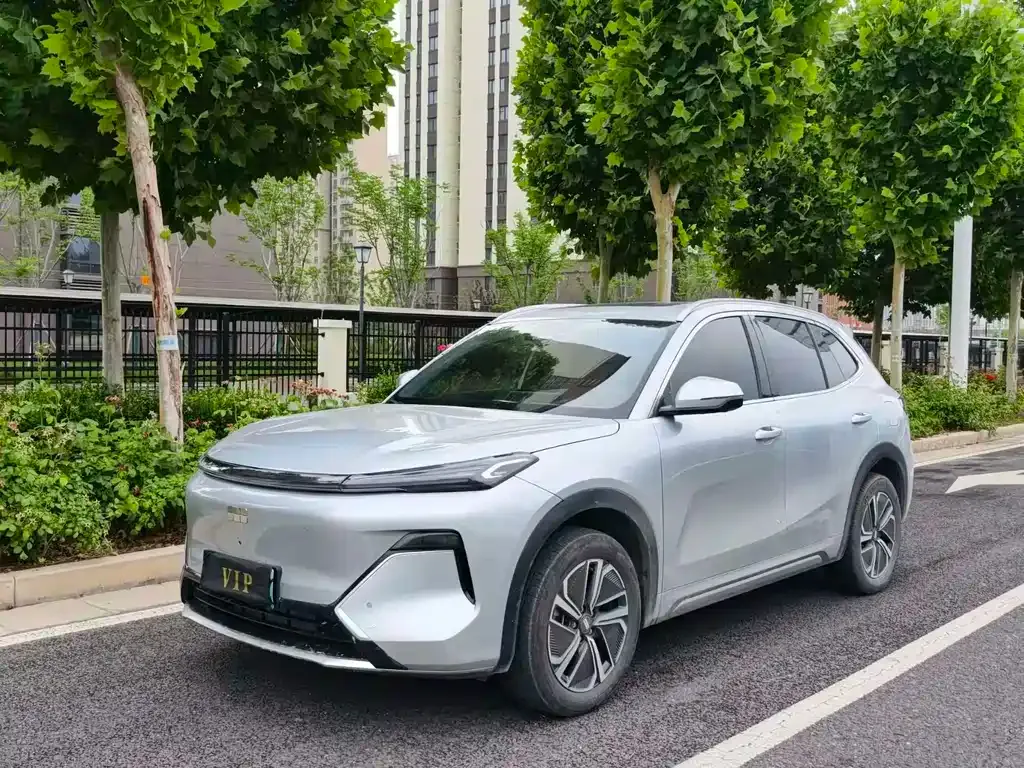 Geely Galaxy Xingjian 7 — фото 1