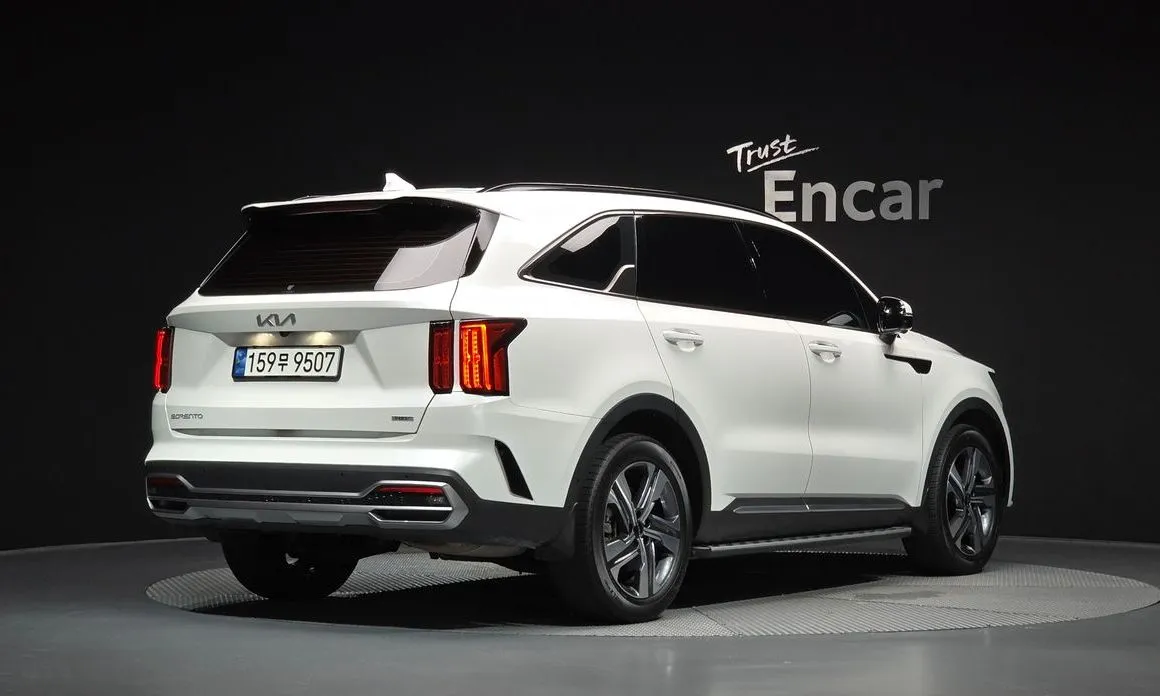 Kia Sorento — фото 4