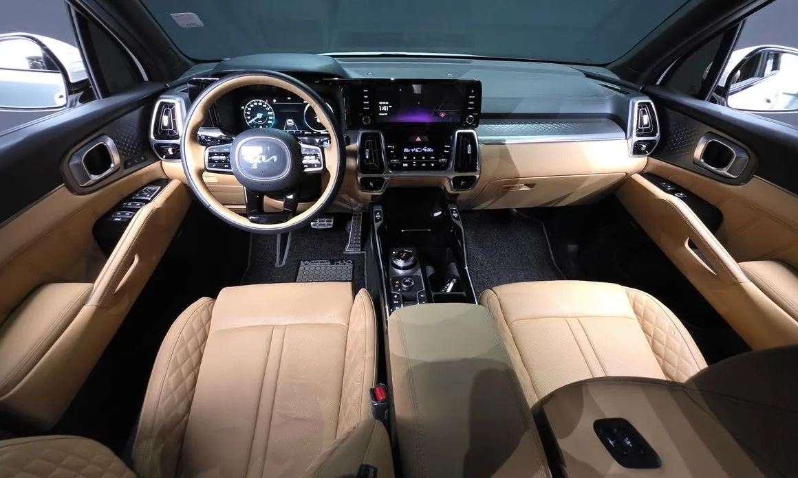Kia Sorento — фото 10