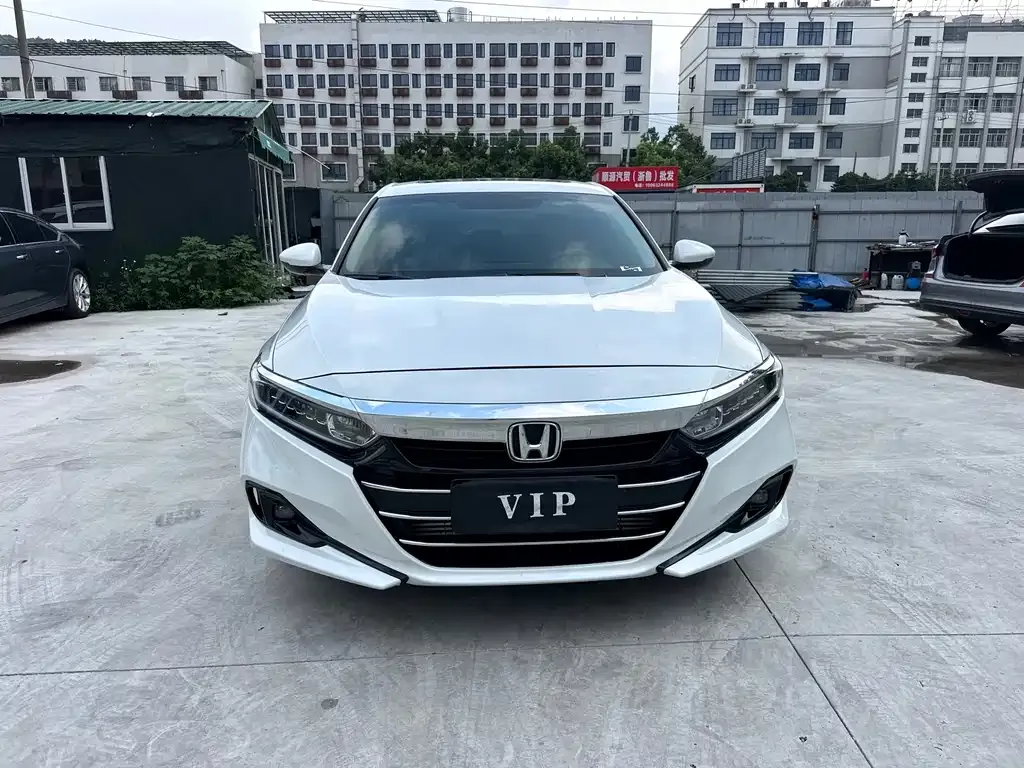 Honda Accord — фото 6