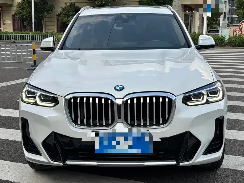BMW X3 — фото 2