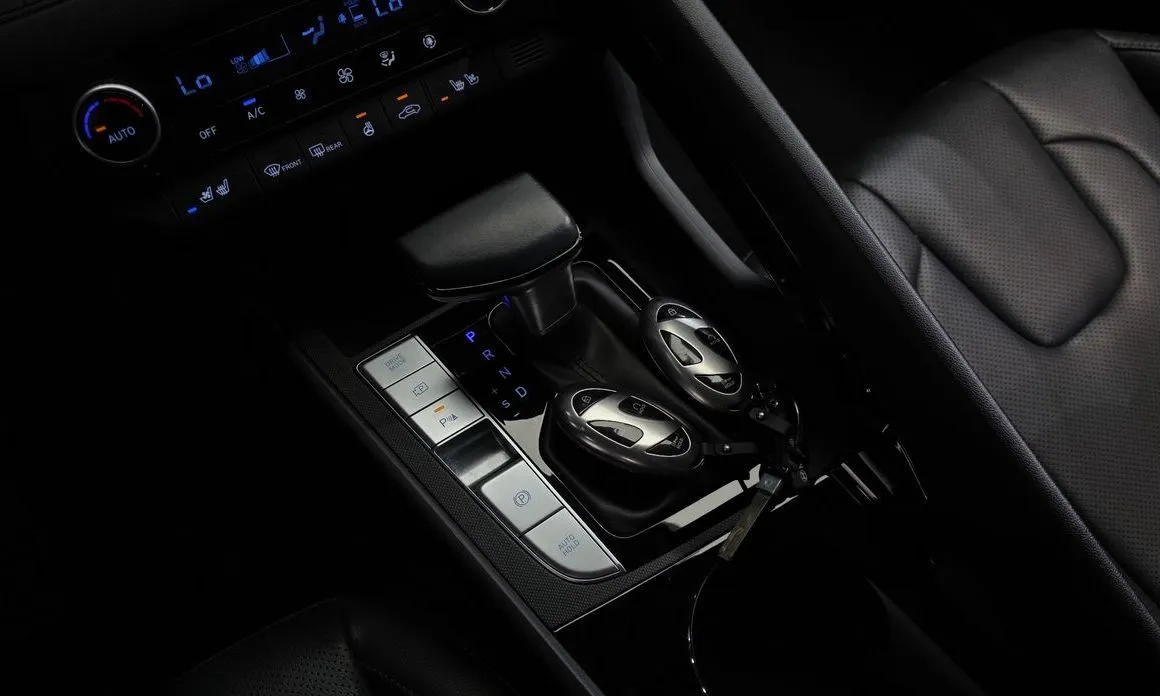 Hyundai AVANTE — фото 5