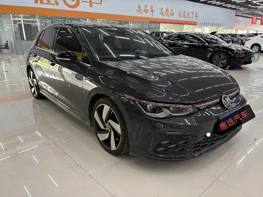 Volkswagen Golf GTI — фото 9