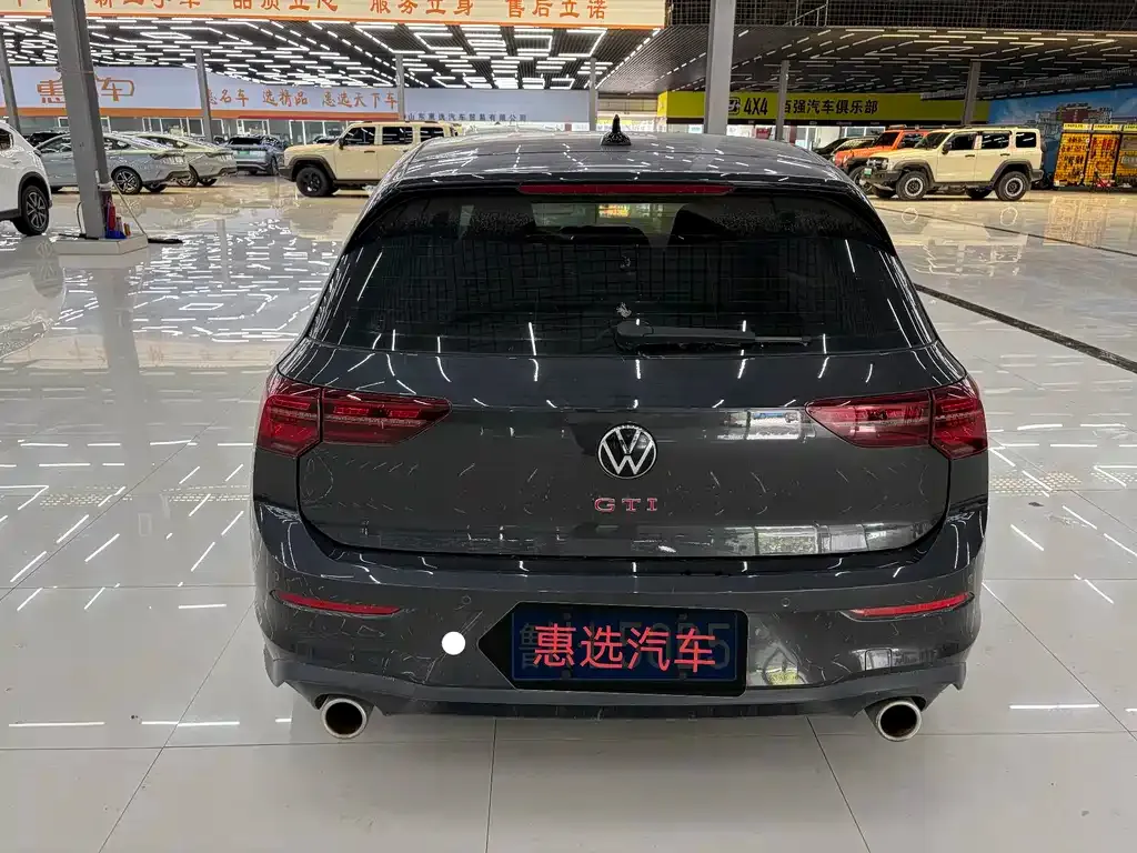 Volkswagen Golf GTI — фото 8