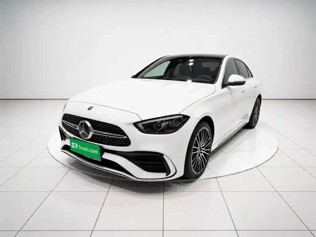 Mercedes-Benz C-Class — фото 1