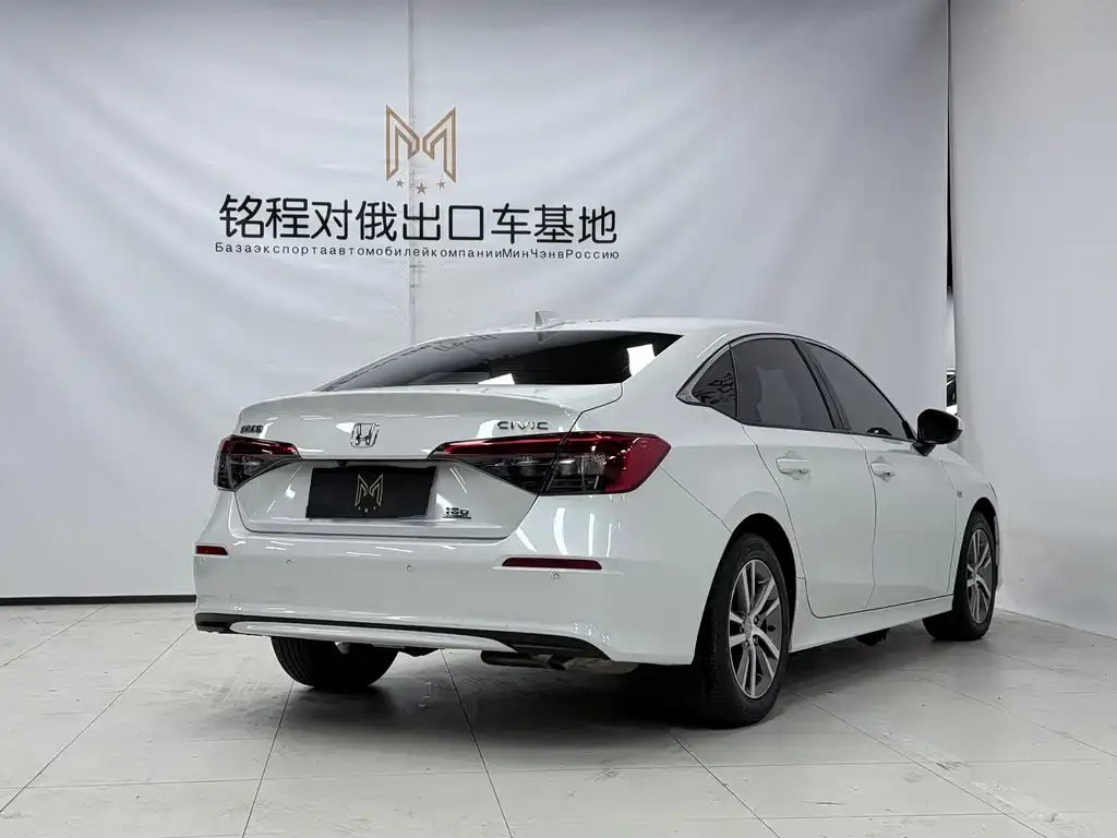 Honda Civic — фото 8