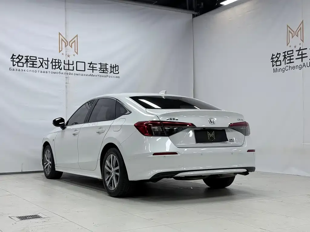 Honda Civic — фото 5