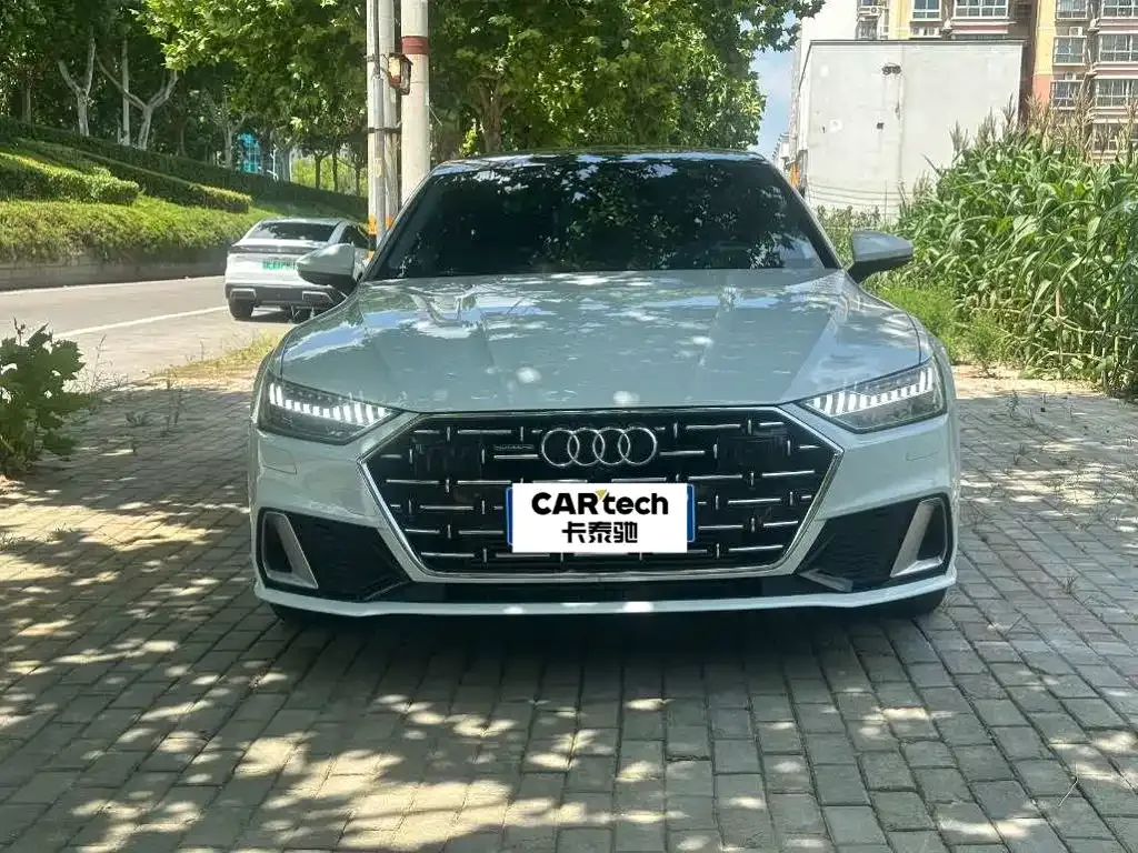Audi A7L — фото 2