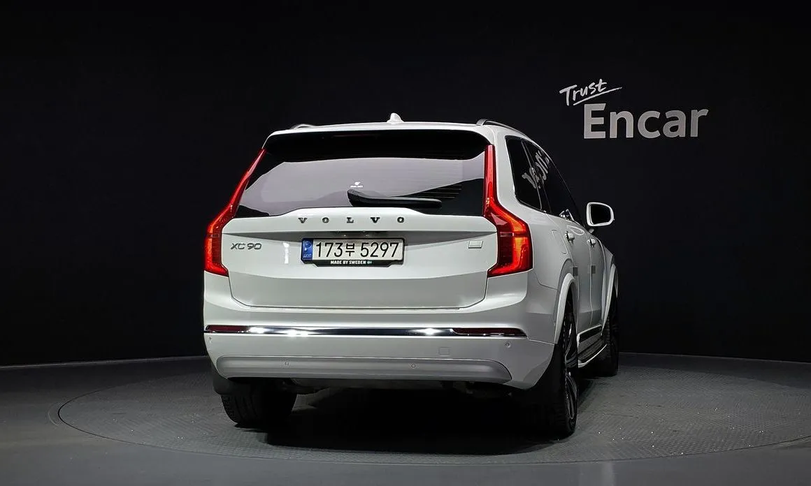 Volvo XC90 — фото 3