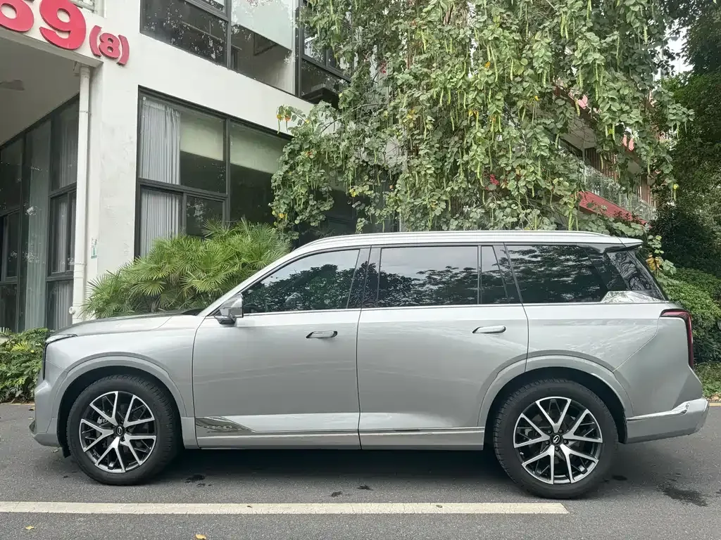 GAC Motor Trumpchi GS8 — фото 9