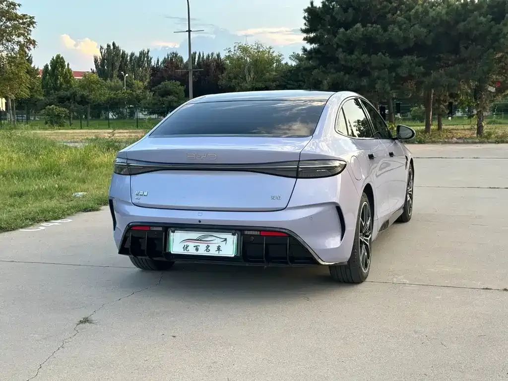 BYD Seal — фото 4