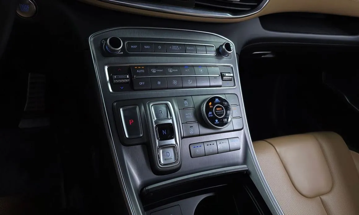 Hyundai Santafe — фото 6