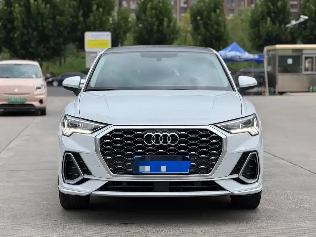 Audi Q3 Sportback — фото 5