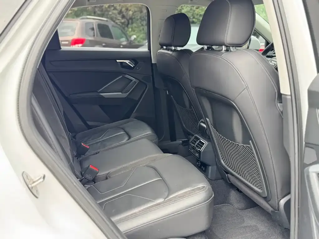 Audi Q3 Sportback — фото 8