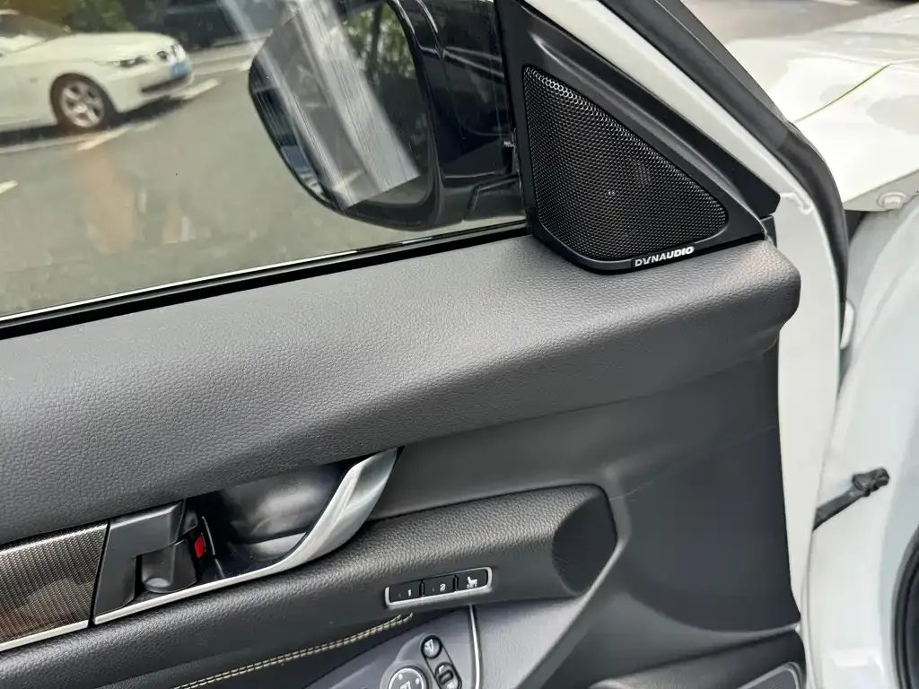 Honda Accord — фото 9