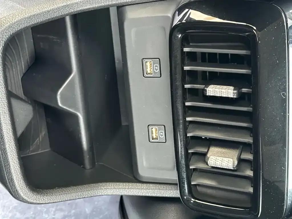 Hyundai Custo — фото 2