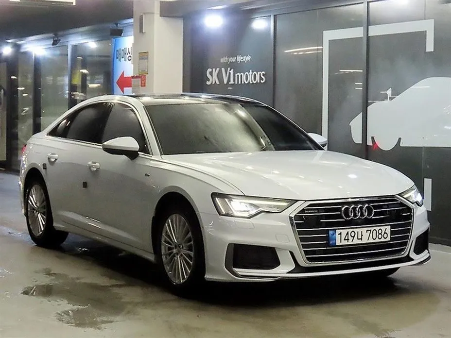 Audi A6 — фото 1