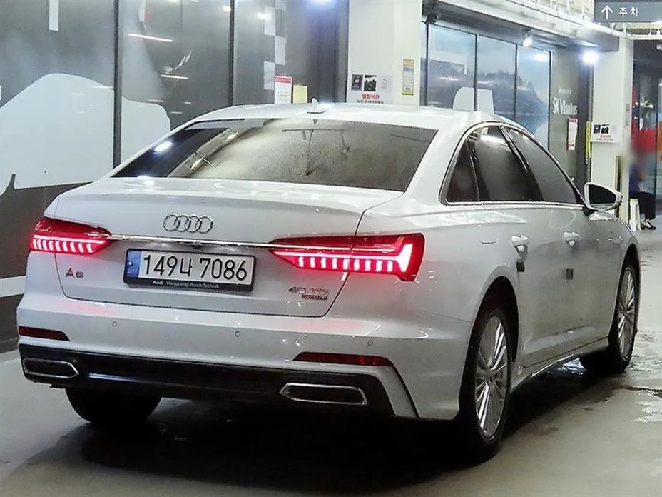 Audi A6 — фото 8