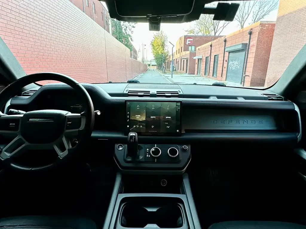 Land Rover Defender — фото 2