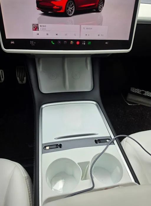 Tesla Model 3 — фото 3