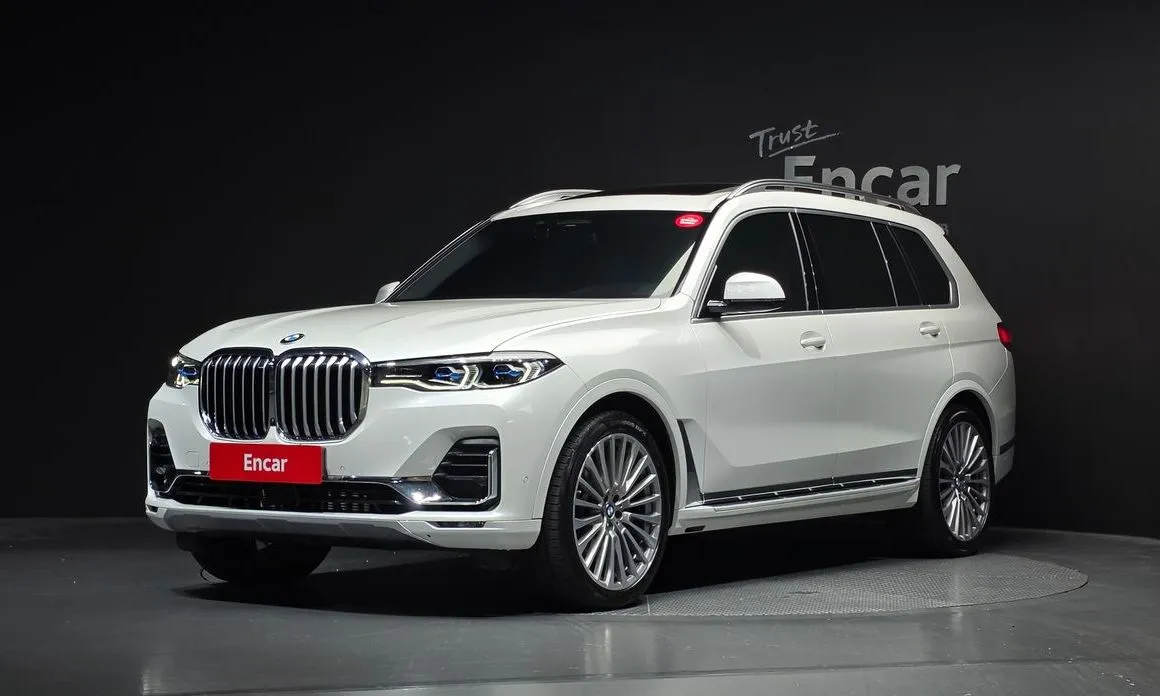 BMW X7 — фото 1
