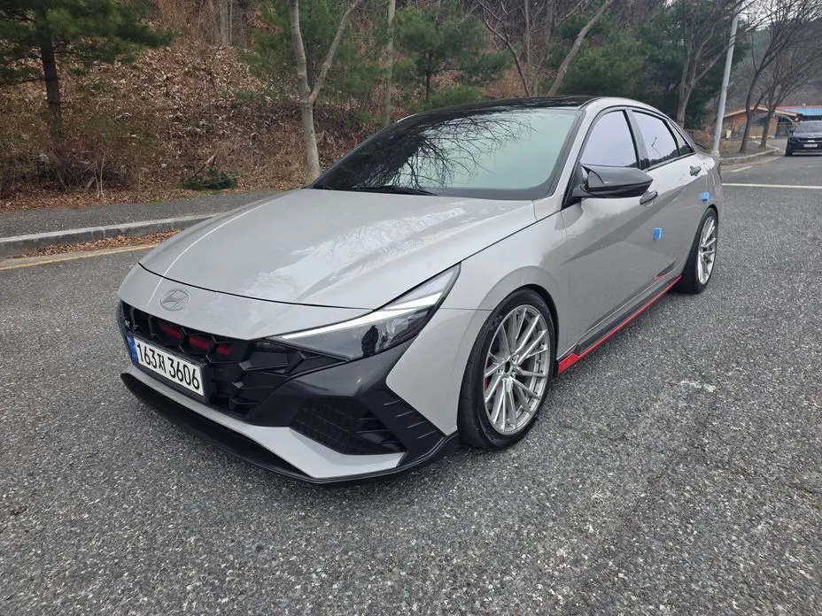 Hyundai AVANTE — фото 1
