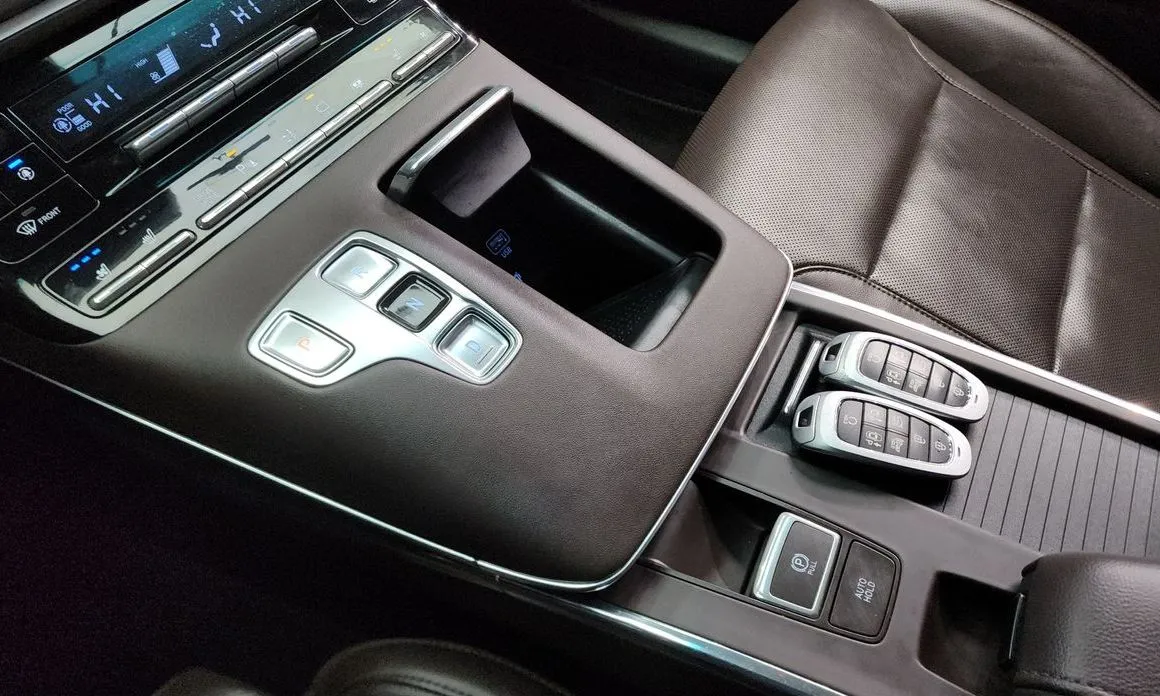 Hyundai Grandeur — фото 10